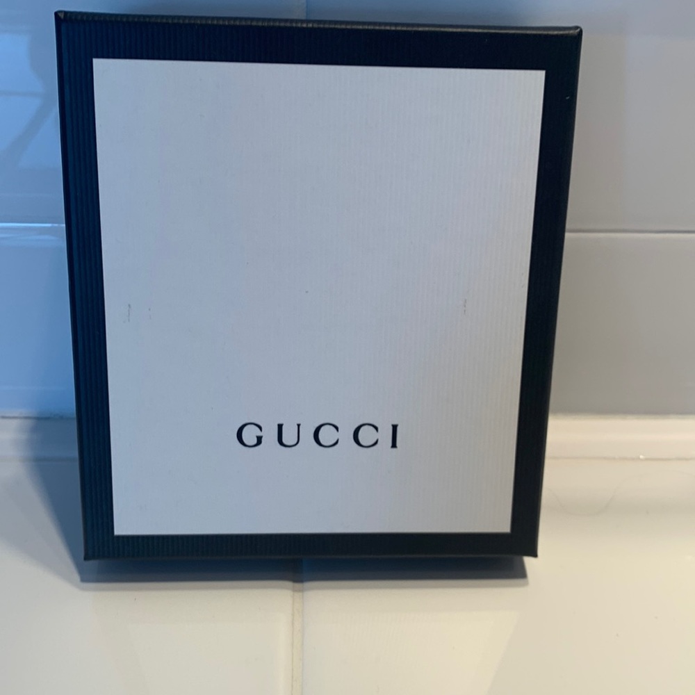 Gucci wallet box